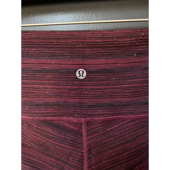 Lululemon high times pant Sz 6  burgendy striped - Picture 4 of 5